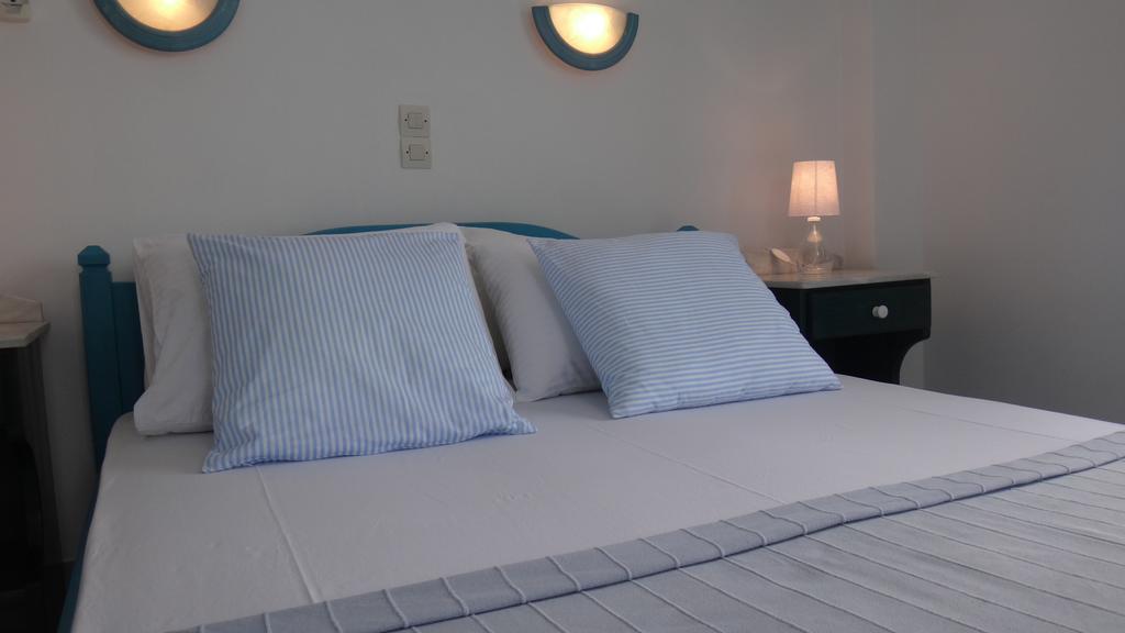Blue & Sea Studios Apartments Drios Zimmer foto